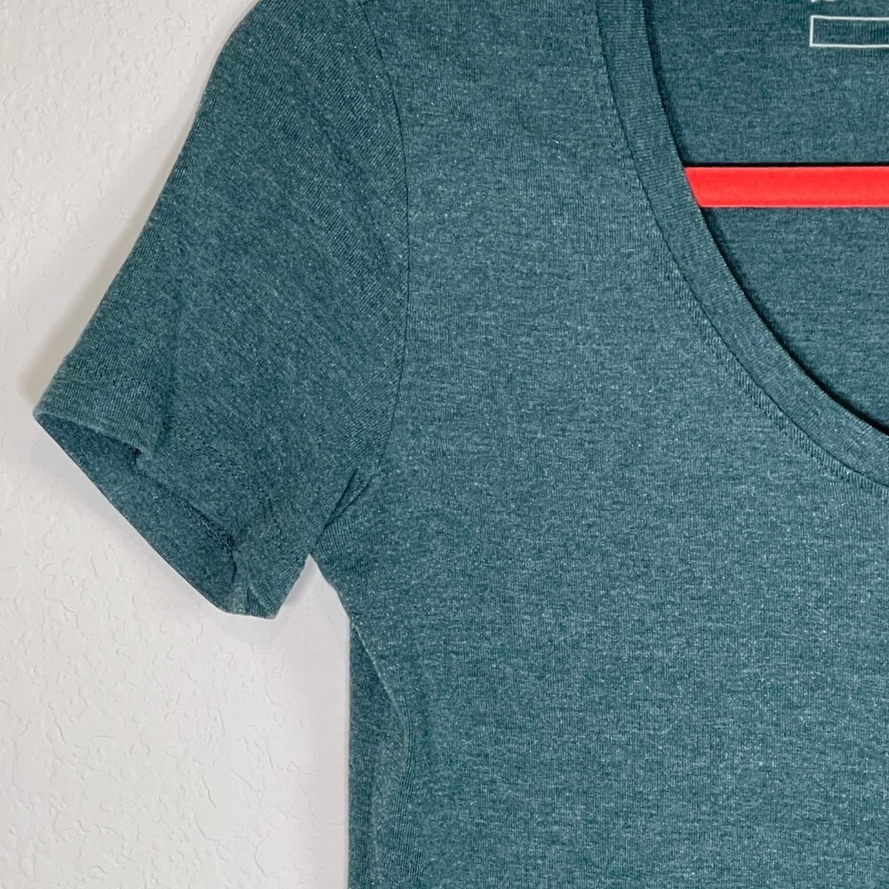 Eddie Bauer Women's V-Neck Short Sleeve Shirt - Picture 8 of 10